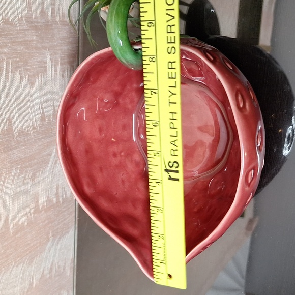 Vintage strawberry 🍓 serving pitcher by cemar. - Picture 5 of 7